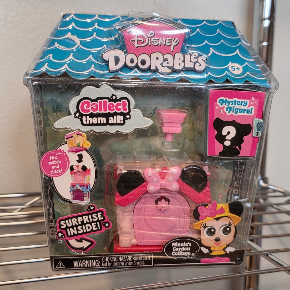 Disney Doorables Minnie Mouse Garden Cottage Mini Playset Mystery Figure New